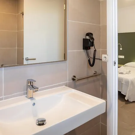 Alicante Hotel *
