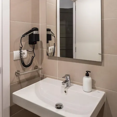 Alicante Hotell *