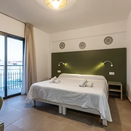 Alicante * San Antonio (Ibiza)
