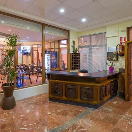 Hotell Alicante *