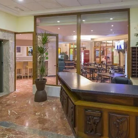 Hotell Alicante *