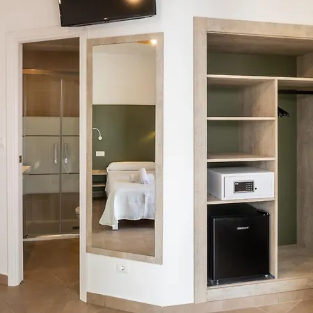 Alicante Hotel *