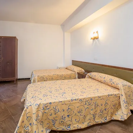 Alicante Otel *